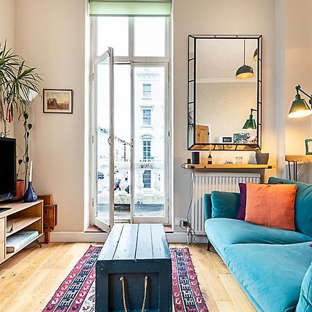 Beautiful Two Bedroom Abode Near Victoria Londra Dış mekan fotoğraf